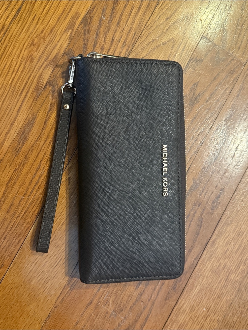 Michael Kors Black Saffiano Zip-Around Wristlet Wallet with Detachable Strap